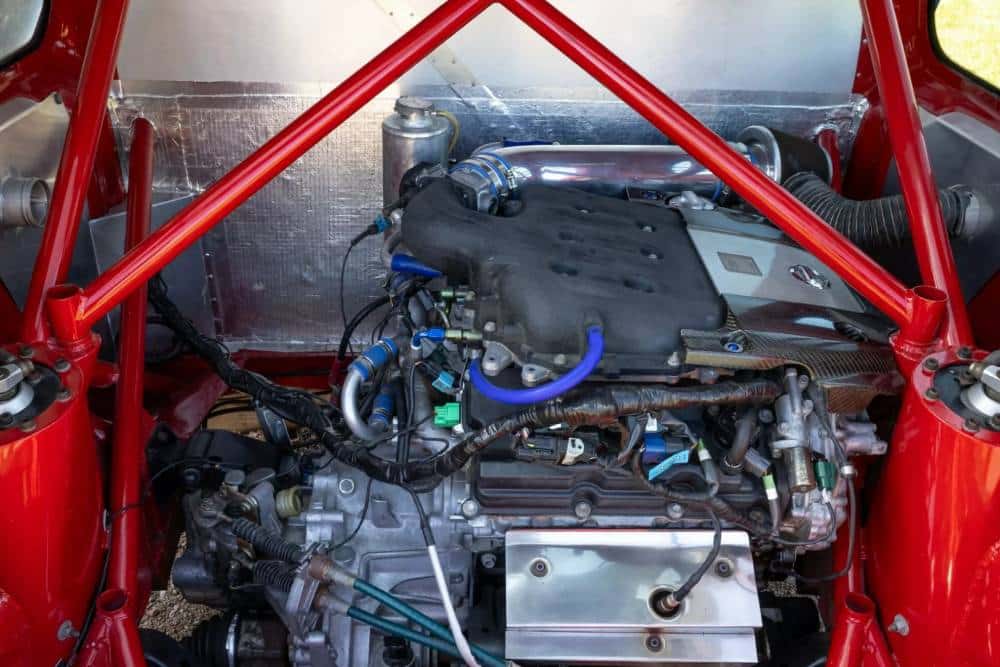 Η Nissan αναβιώνει το θρυλικό Micra με V6 κινητήρα