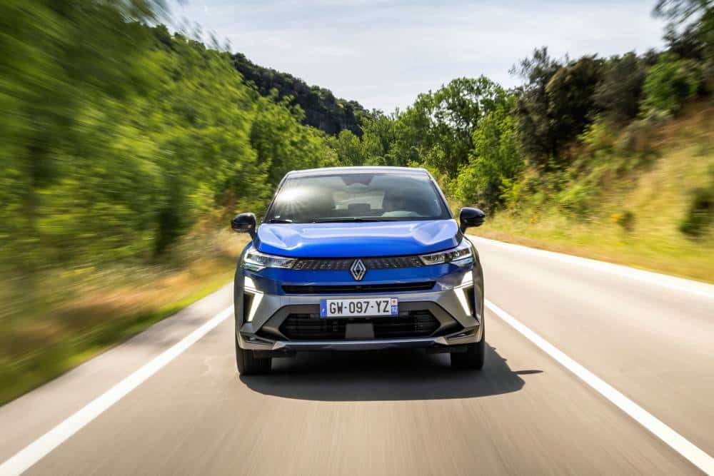 Νέο πανίσχυρο υβριδικό σύστημα E-Tech 160 από τη Renault