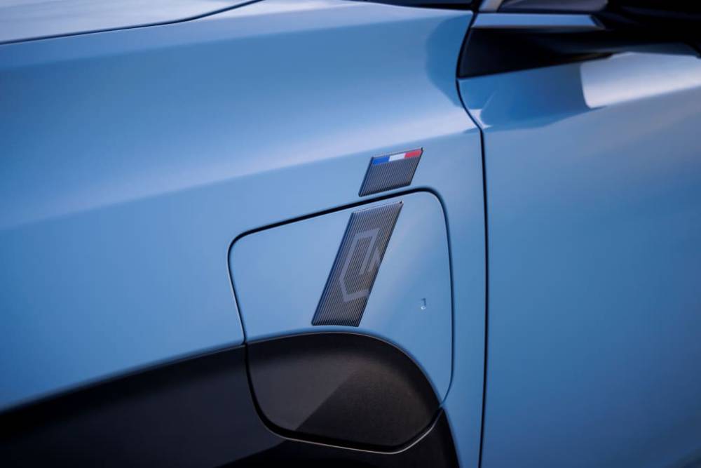 Επιστρέφει δυναμικά το θρυλικό Renault 4 E-Tech