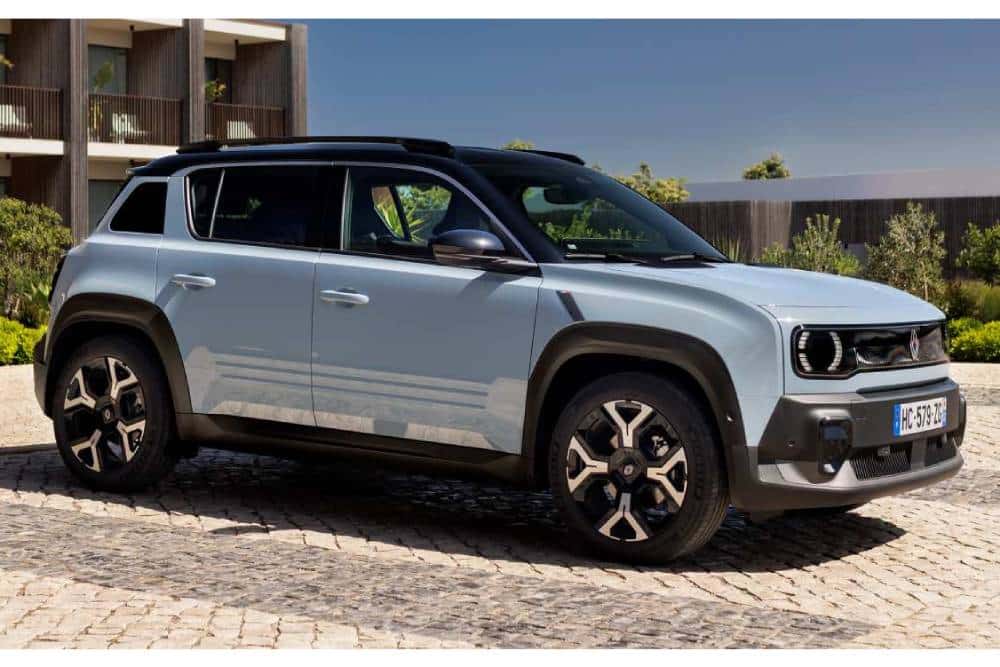 Επιστρέφει δυναμικά το θρυλικό Renault 4 E-Tech
