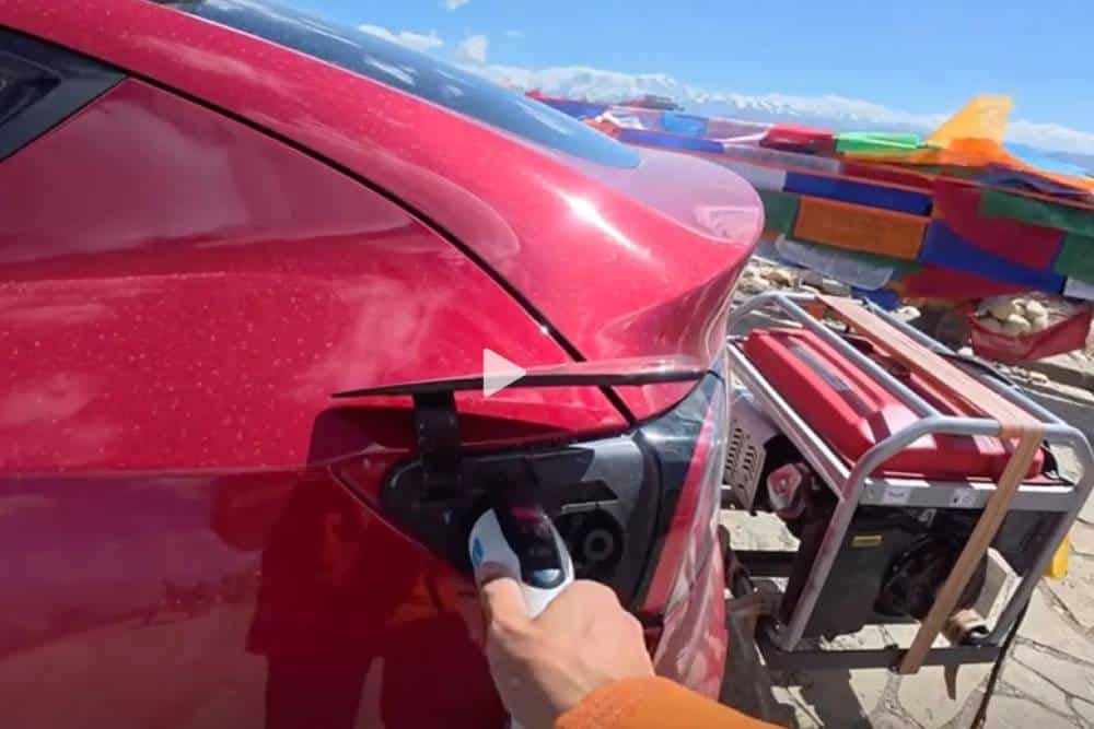 Κινέζος έβαλε γεννήτρια σε Tesla Model Y!
