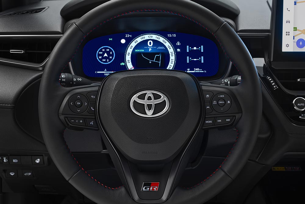 Αποκαλύφθηκε το εντυπωσιακό Toyota Corolla Cross με σπορ έκδοση GR SPORT