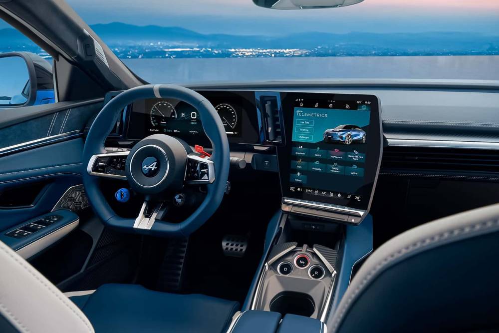 Νέο Alpine A390 συντρίβει τα δεσμά της παράδοσης