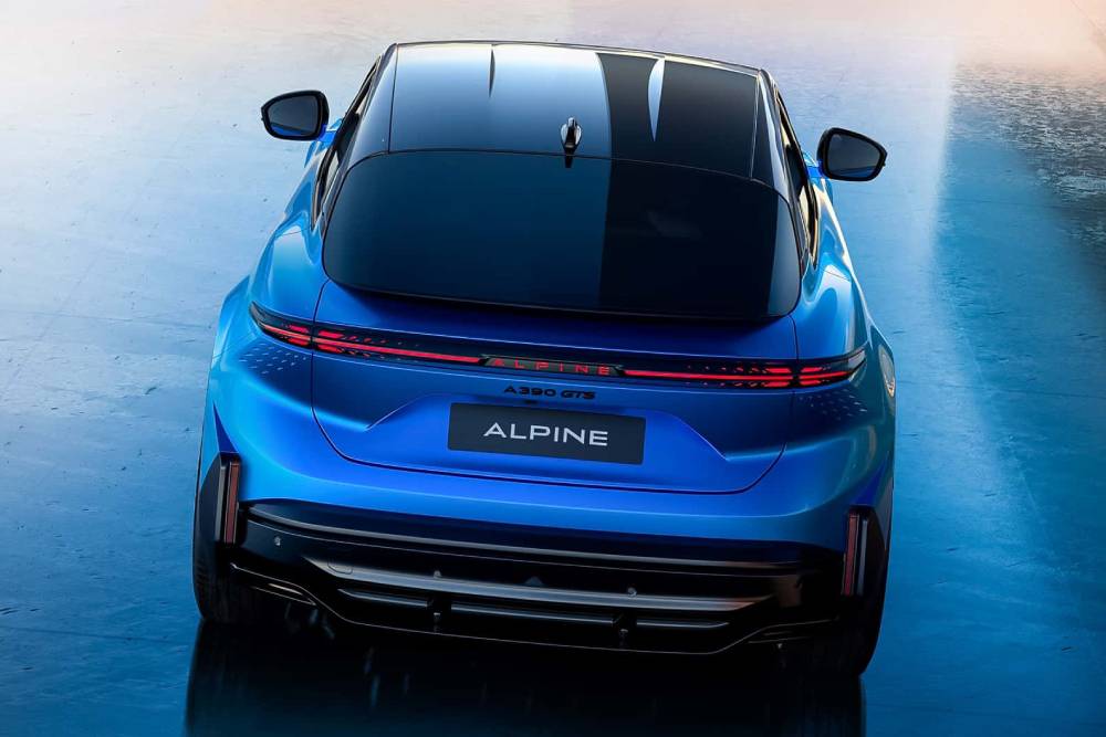 Νέο Alpine A390 συντρίβει τα δεσμά της παράδοσης