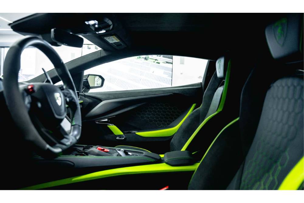 Η Lamborghini Revuelto που μεταμορφώνει την εμφάνισή της