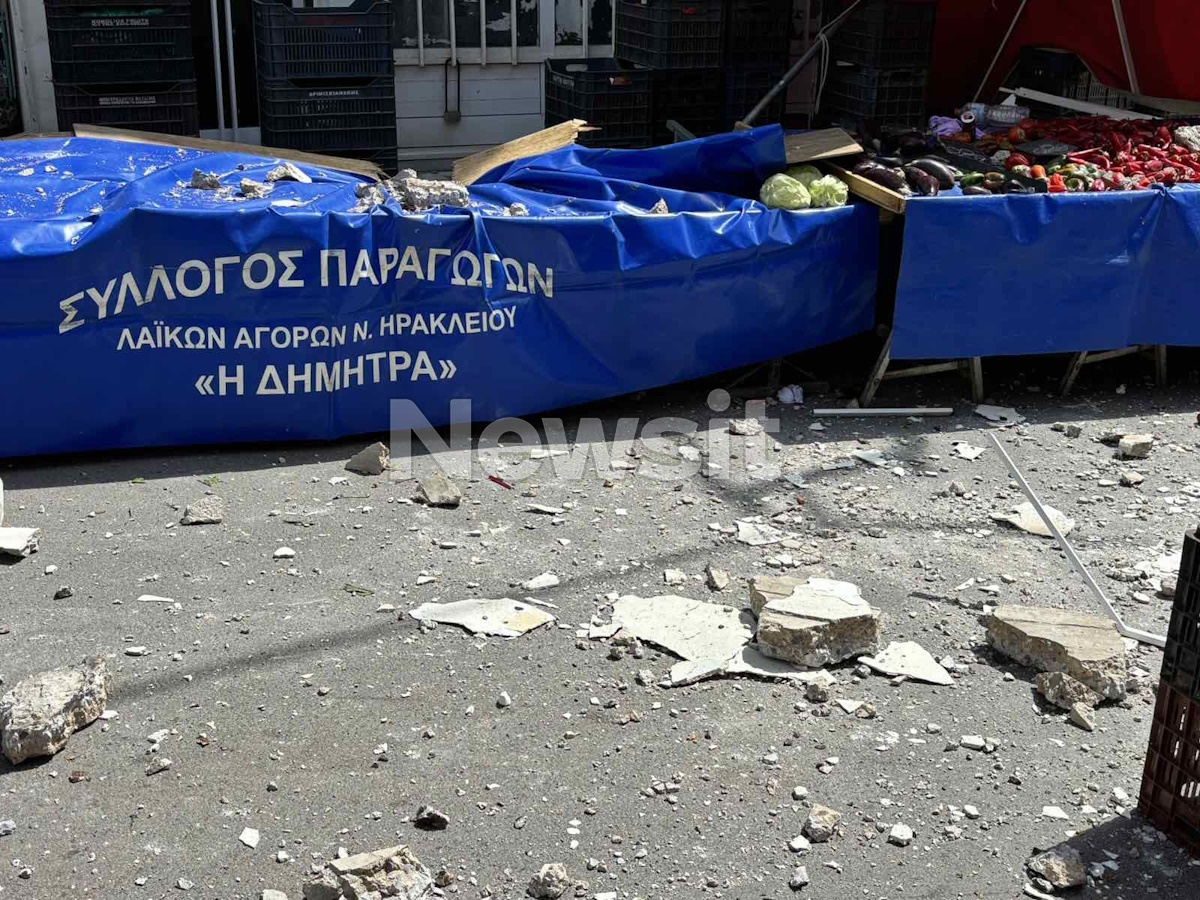 Ηράκλειο: Μπαλκόνι κατέρρευσε πάνω σε πάγκο λαϊκής στα Καμίνια 10 Πτώση μπαλκονιού σε πάγκο λαϊκής αγοράς