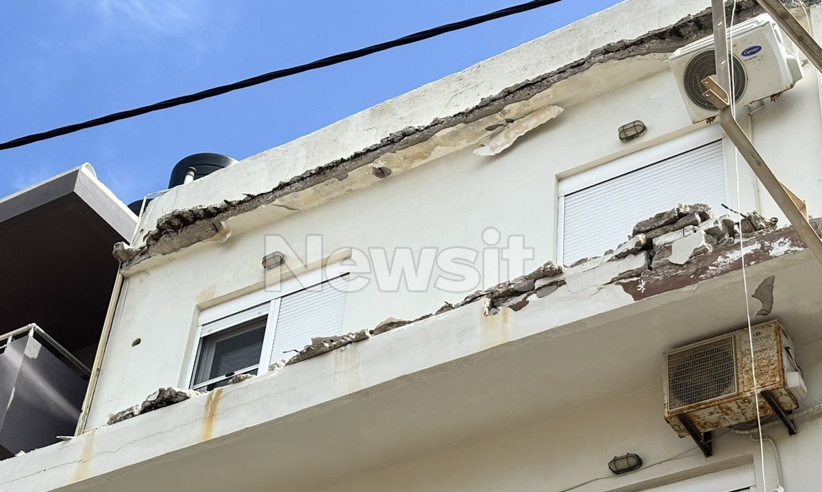 Ηράκλειο: Μπαλκόνι κατέρρευσε πάνω σε πάγκο λαϊκής στα Καμίνια 6 Πτώση μπαλκονιού σε πάγκο λαϊκής αγοράς