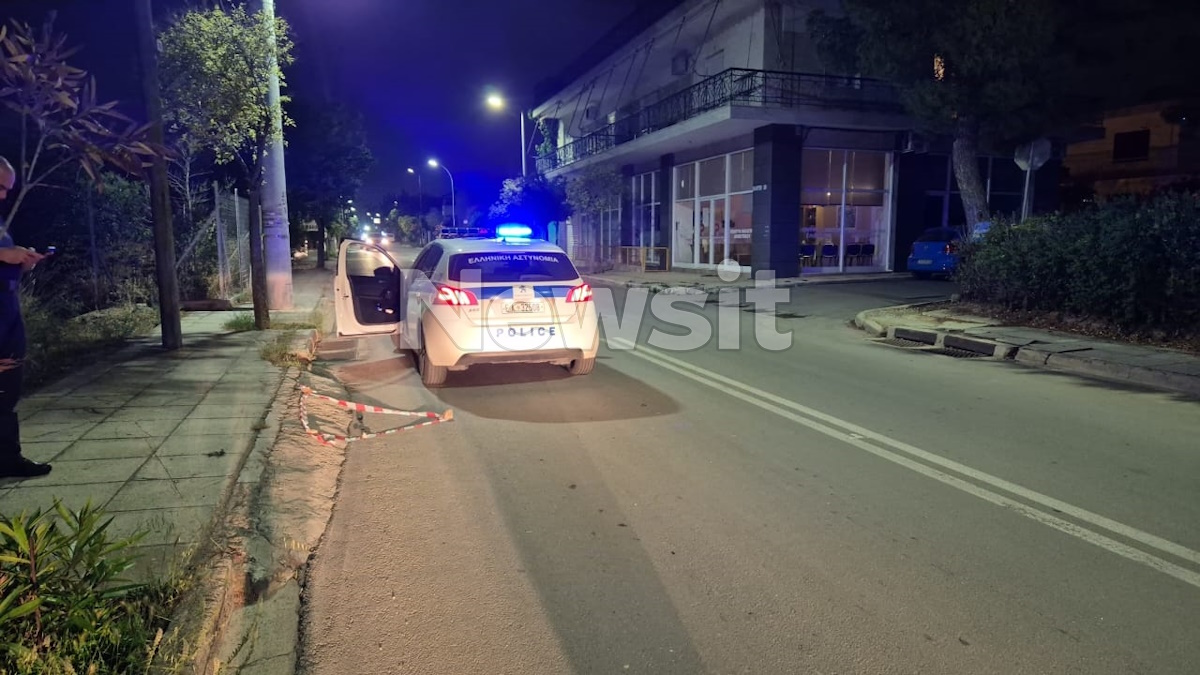 Γάζωσαν με καλάσνικοφ αυτοκίνητο μέλους της Greek Mafia στα Άνω Λιόσια – Σώθηκε ο «στόχος» γιατί είναι θωρακισμένο