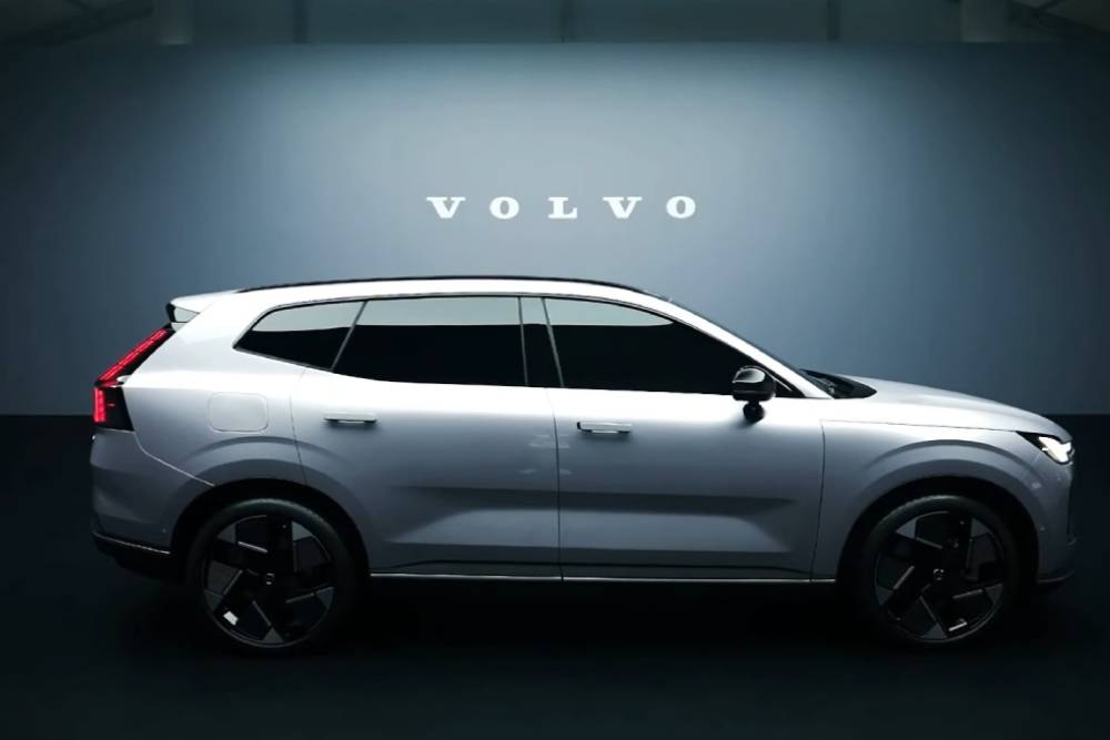 Επιστρέφει το θρυλικό Volvo XC70 μετά από δεκαετία