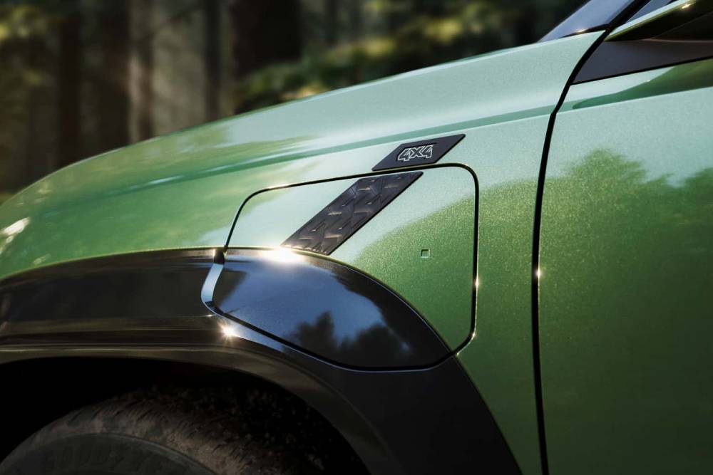 Νέο Renault 4 Savane 4×4 κατακτά την άγρια περιπέτεια
