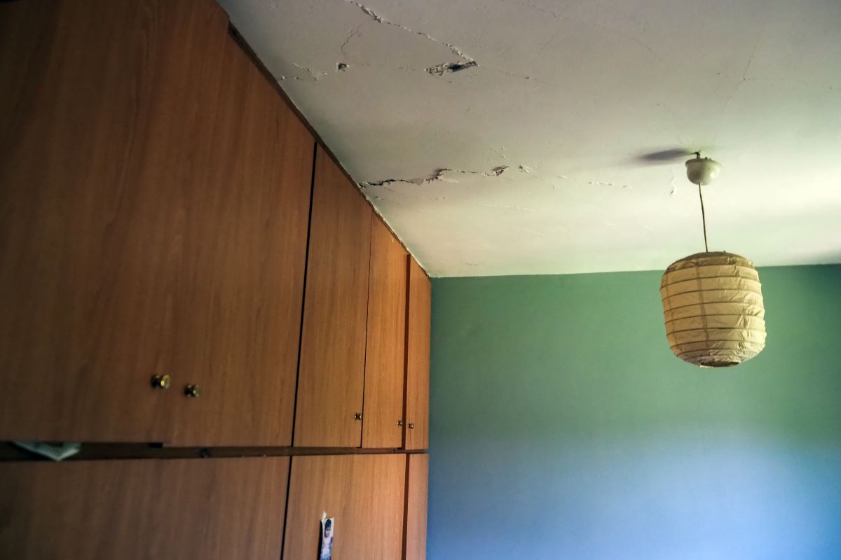 Σεισμοί στην Εύβοια: Εκκενώνουν τις εστίες τους οι κάτοικοι – Καταστροφές σε πάνω από 50 κατοικίες και σχολικά συγκροτήματα 4 Σεισμός στην Εύβοια