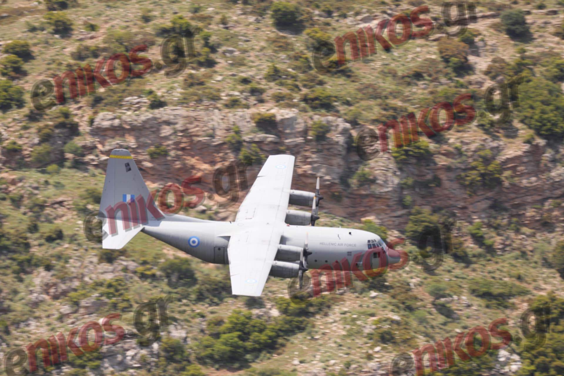 Stolen Cerberus: Ελληνικά και αμερικανικά C-130 σε εντυπωσιακές καταδύσεις στον Βουραϊκό – Συγκλονιστικές εικόνες