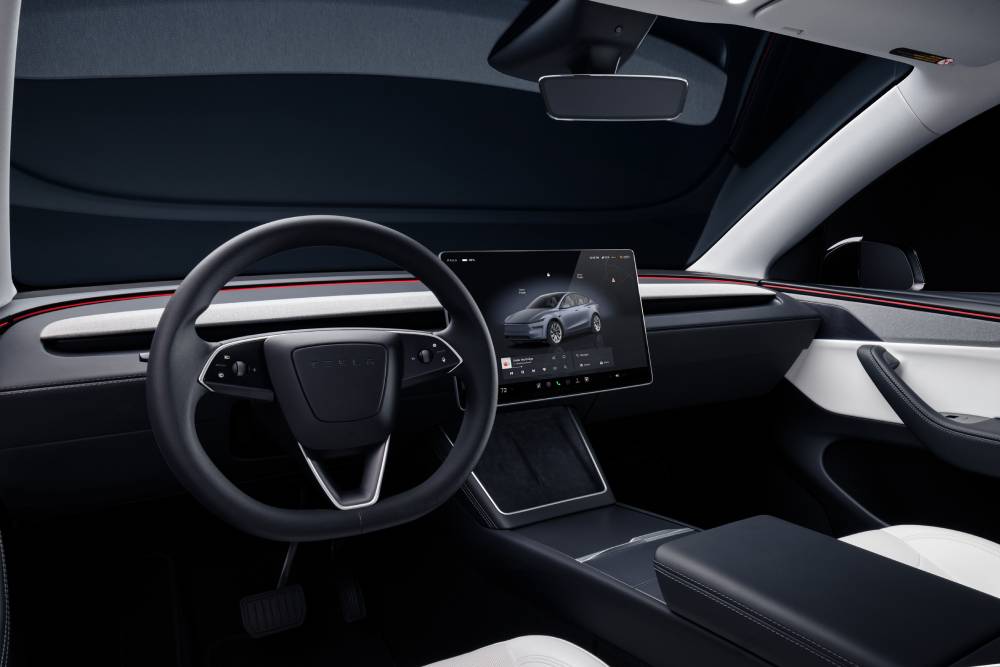 Τo Tesla Model Y αποκτά 100 άλογα με ένα απλό κλικ
