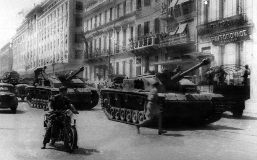 22 Ιουλίου 1943: Η μεγαλειώδης αντικατοχική διαδήλωση στο κέντρο της Αθήνας – 400 χιλιάδες άνθρωποι στο δρόμο 14 22 Ιουλίου 1943: Η μεγαλειώδης αντικατοχική διαδήλωση στο κέντρο της Αθήνας – 400 χιλιάδες άνθρωποι στο δρόμο