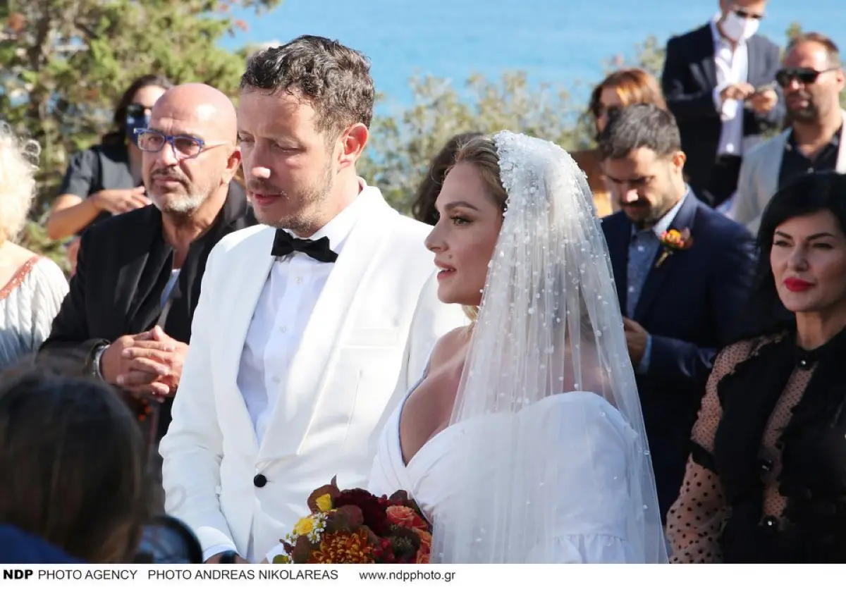 Η Ελεωνόρα Ζουγανέλη και ο Σπύρος Δημητρίου στο γάμο τους