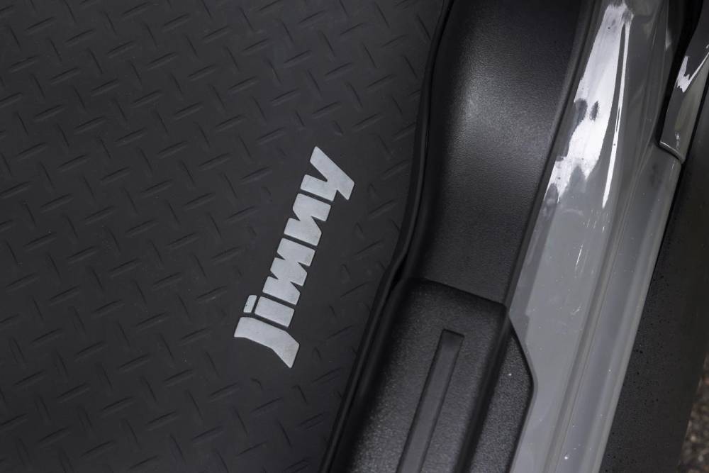 Εντυπωσιακό κι επετειακό Suzuki Jimny 55th Anniversary