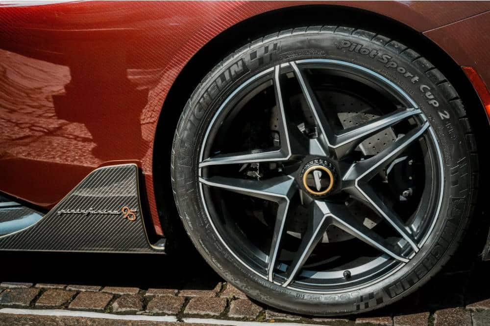 Ο Pininfarina εκτοξεύεται στα 95 χρόνια με 2.000 άγρια άλογα