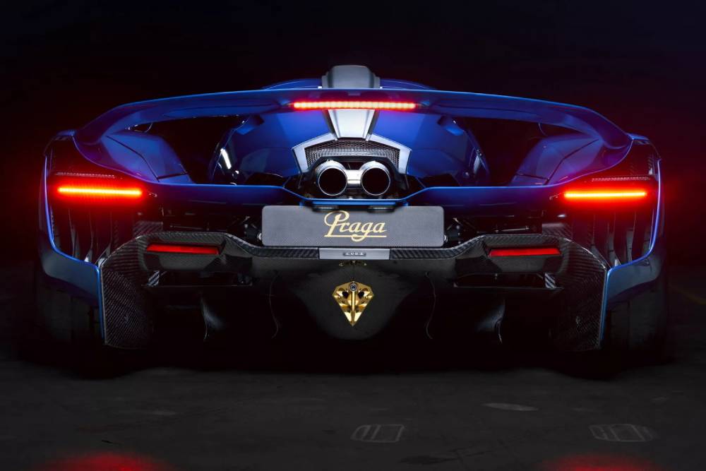 Το τσεχικό θηρίο με ψυχή GT-R που συντρίβει ρεκόρ
