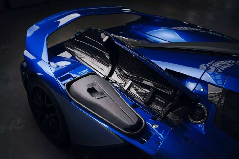 Το τσεχικό θηρίο με ψυχή GT-R που συντρίβει ρεκόρ