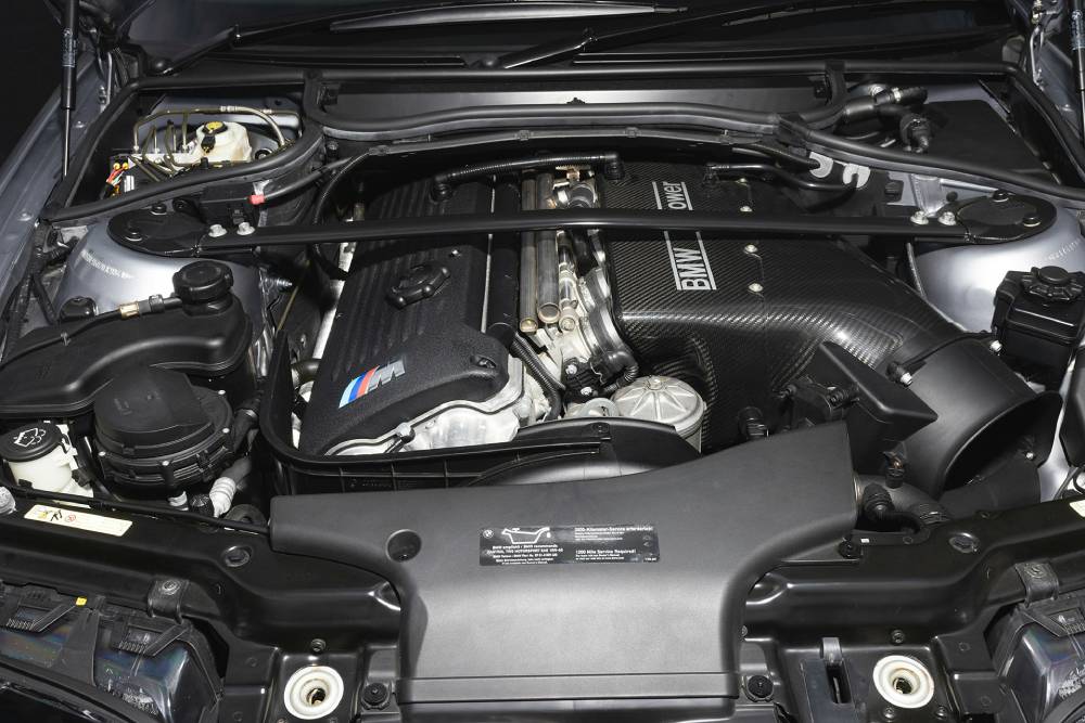 BMW M3 CSL σοκάρει με την εκρηκτική της τιμή