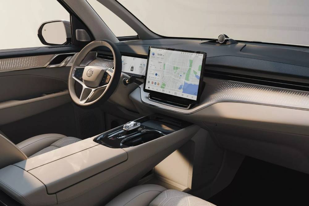 Νέο Volvo EM90: Το εντυπωσιακό διαμάντι των VIP μετακινήσεων