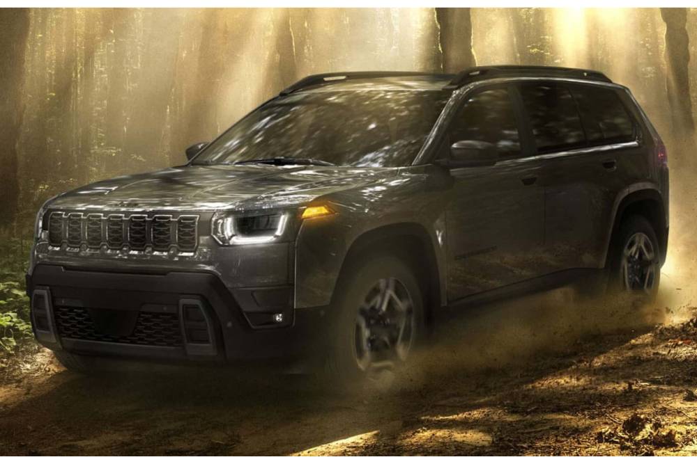 Νέο Jeep Cherokee ετοιμάζεται για περιπέτεια
