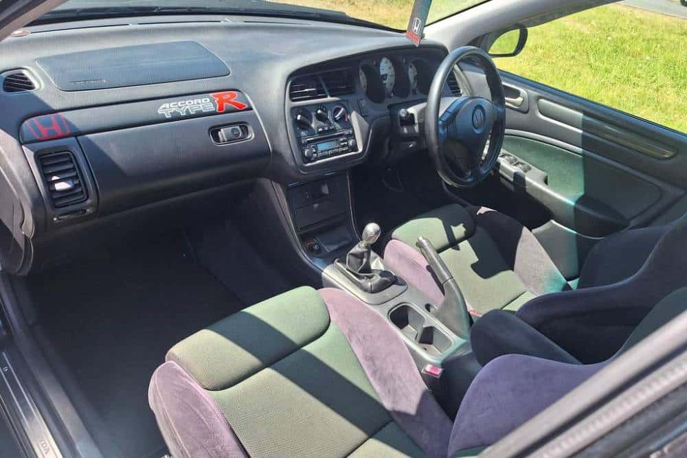 Οικογενειακή περιπέτεια με το εκρηκτικό Honda Accord Euro R