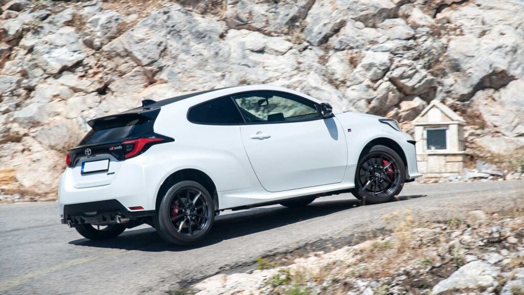 Πακέτο εργοστασιακής αναβάθμισης για τα GR Yaris (Gen1). Αξίζει τελικά; 7 4Driver's cars: Οδηγώντας Delta HF Integrale και GR Yaris
