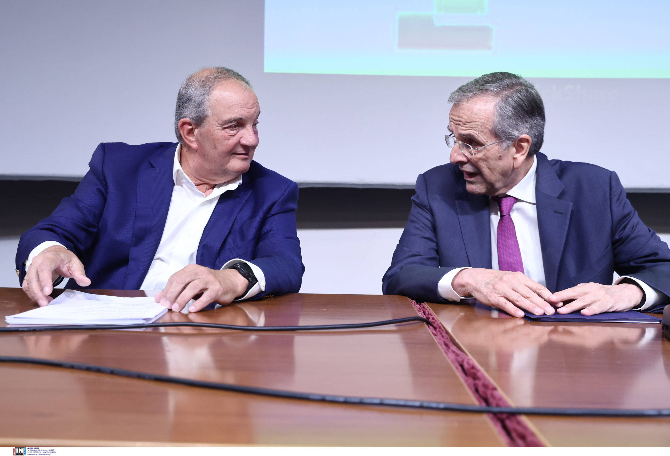Η ηχηρή συνάντηση Καραμανλή – Σαμαρά, η κριτική για τα εθνικά θέματα και τα "καρφιά" κατά της κυβέρνησης