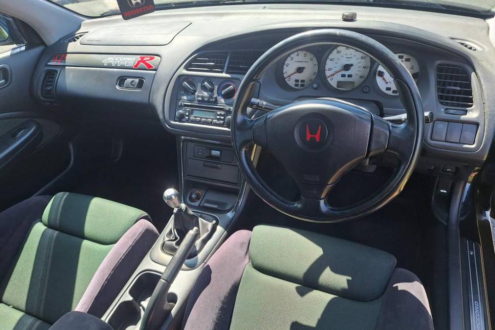 Οικογενειακή περιπέτεια με το εκρηκτικό Honda Accord Euro R