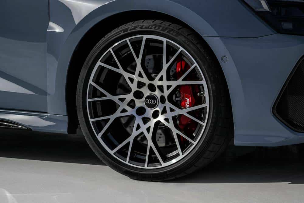 Βασιλιάς των Δαχτυλιδιών το Audi RS 3