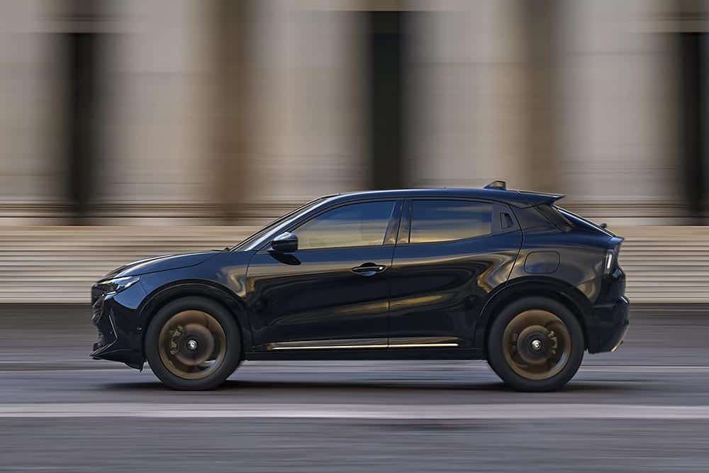 Αποκαλύφθηκε η εντυπωσιακή Alfa Romeo Junior Intensa