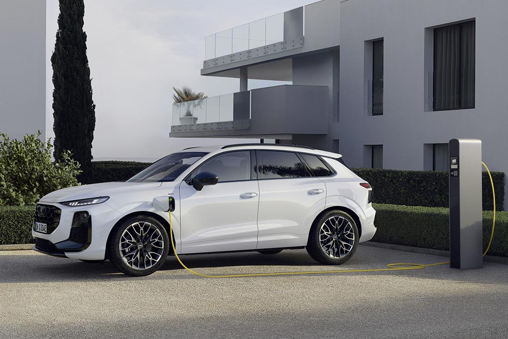 Νέο Audi Q3 κατακτά το θρόνο των premium SUV