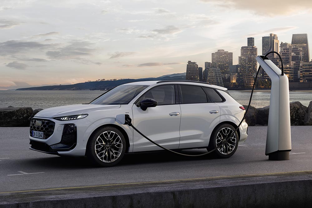 Νέο Audi Q3 κατακτά το θρόνο των premium SUV