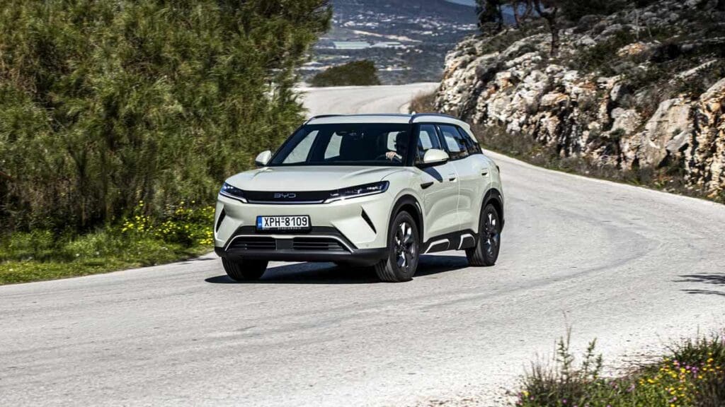 Ακόμα πιο χαμηλές τιμές στα BYD με όφελος έως €8.000 12 BYD Atto 2