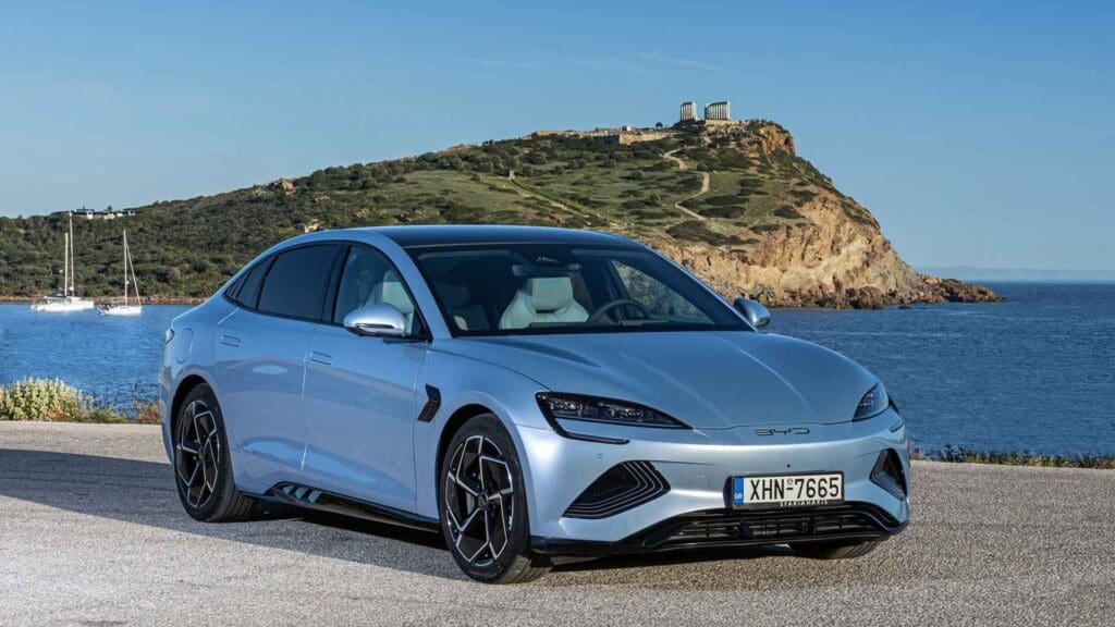 Ακόμα πιο χαμηλές τιμές στα BYD με όφελος έως €8.000 9 BYD Seal