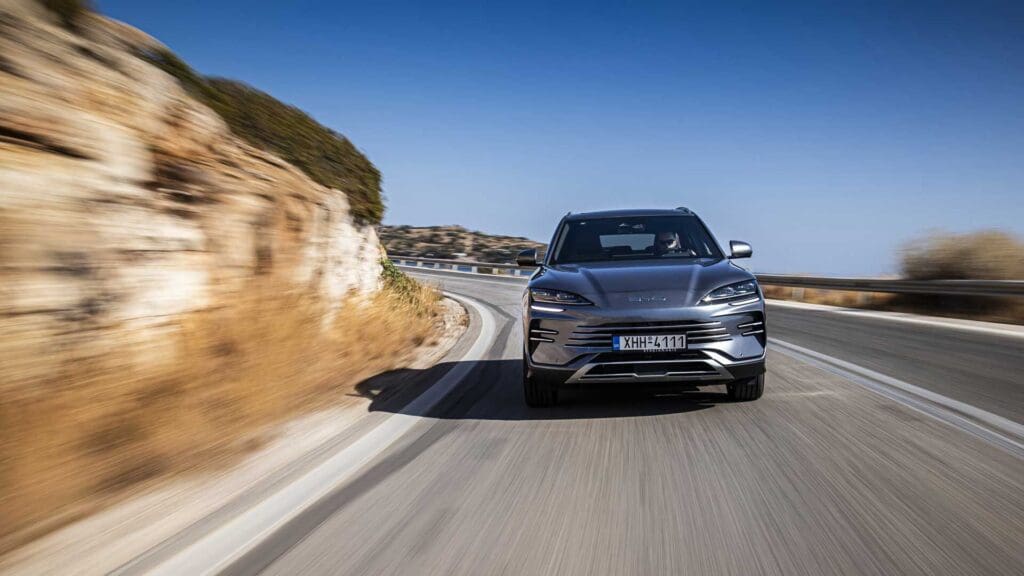 Ακόμα πιο χαμηλές τιμές στα BYD με όφελος έως €8.000 15 1000 και κάτι χιλιόμετρα με το υβριδικό BYD Seal U DM-i