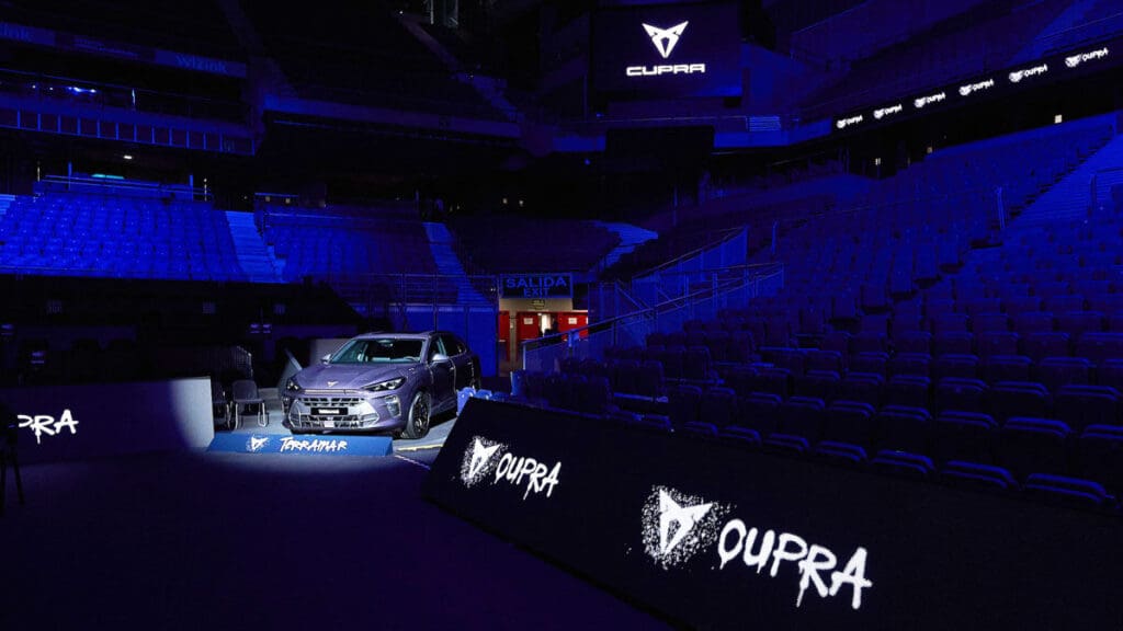 Η Cupra πρωταγωνιστεί στο padel. Ο συναρπαστικός διαγωνισμός 4 Cupra padel
