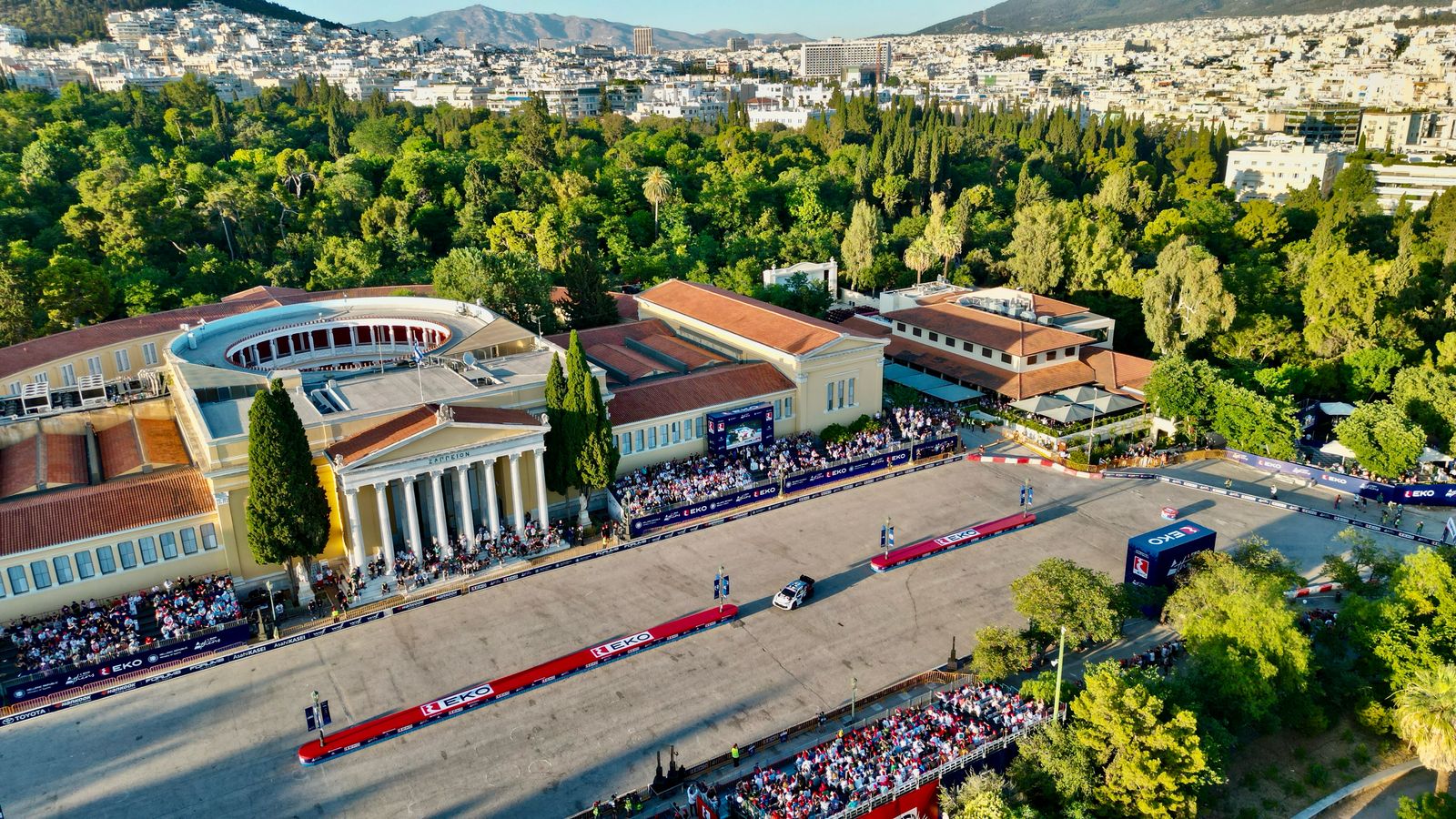 ΕΚΟ Ράλλυ Ακρόπολις: Μας αρέσουν τα θεάματα, τα κακοστημένα, όχι! 8 ΕΚΟ Ράλλυ Ακρόπολις