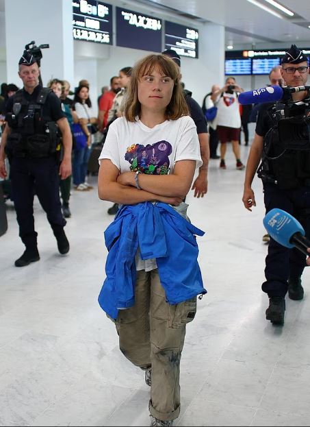 Τούνμπεργκ καταγγέλλει: Η φωτογραφία με το σάντουιτς "προπαγανδιστικό τέχνασμα" του Ισραήλ