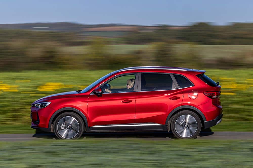 Πιο προσιτό MG ZS Max από μόλις 20.950 ευρώ