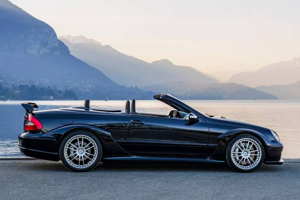 Ακαταμάχητος πειρασμός η Mercedes CLK DTM AMG
