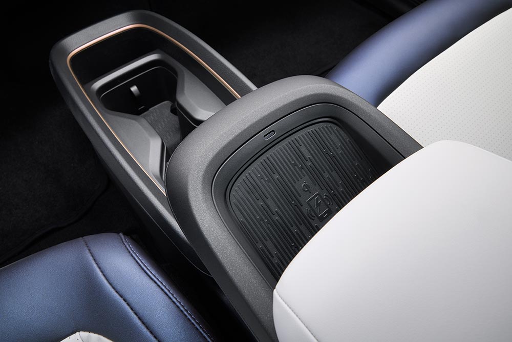 Επαναστατικό Nissan Leaf με καινοτόμο τεχνολογία