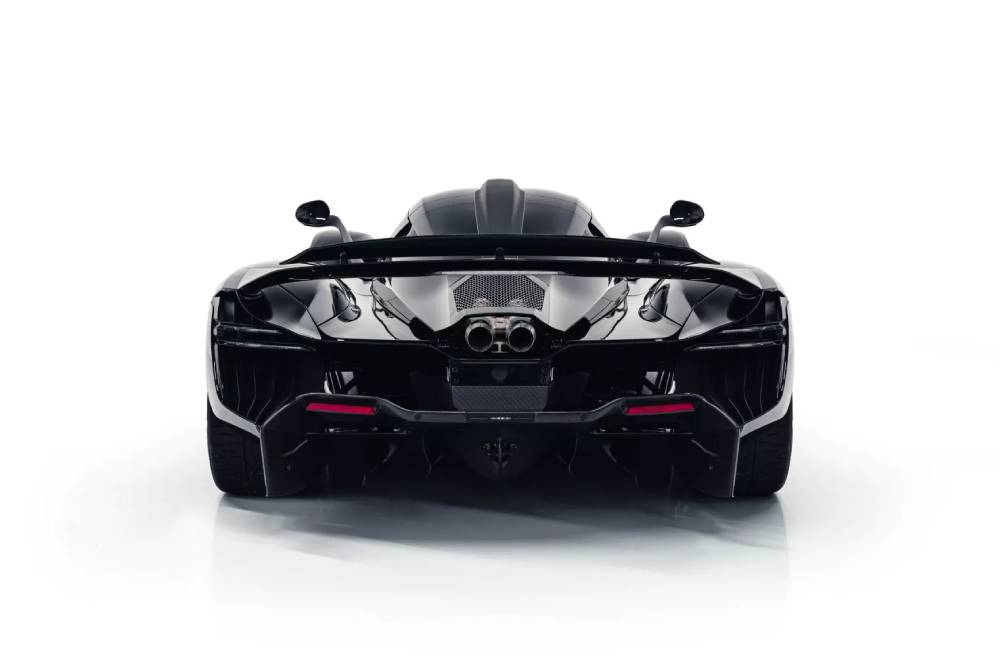 Το τσεχικό θηρίο με ψυχή GT-R που συντρίβει ρεκόρ