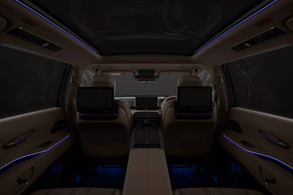 Νέο Toyota Century SUV με πολυτελείς ανέσεις προέδρου