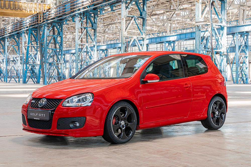 Νέο και εκρηκτικά δυνατό VW Golf GTI Edition 50