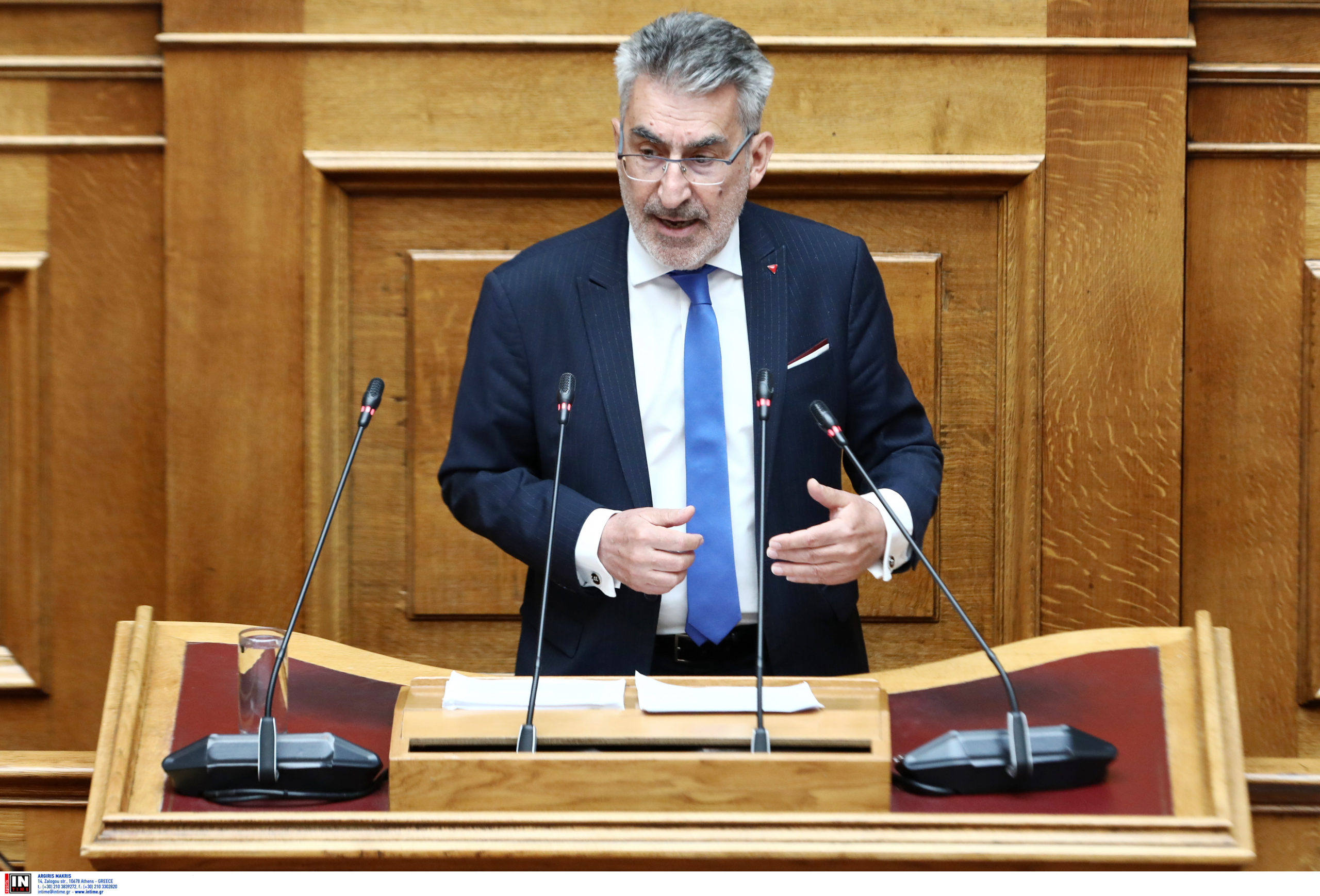 Βουλή: Έντονες αντιπαραθέσεις στη συζήτηση για Προκαταρκτική Επιτροπή Τεμπών – Τι υποστήριξαν οι εισηγητές των κομμάτων