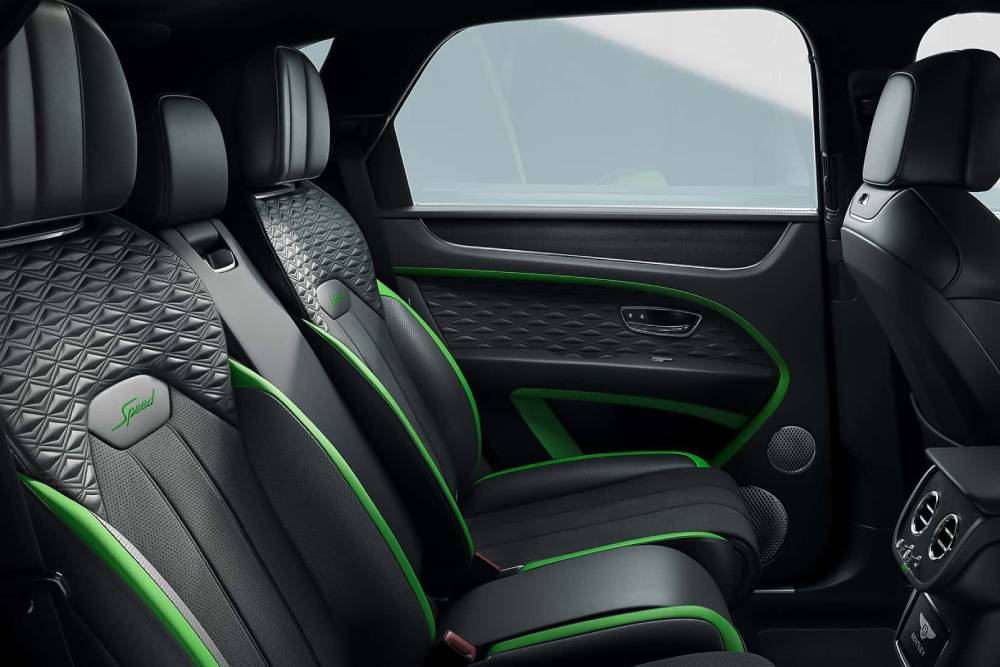 Εκρηκτική υβριδική η νέα Bentley Bentayga Speed