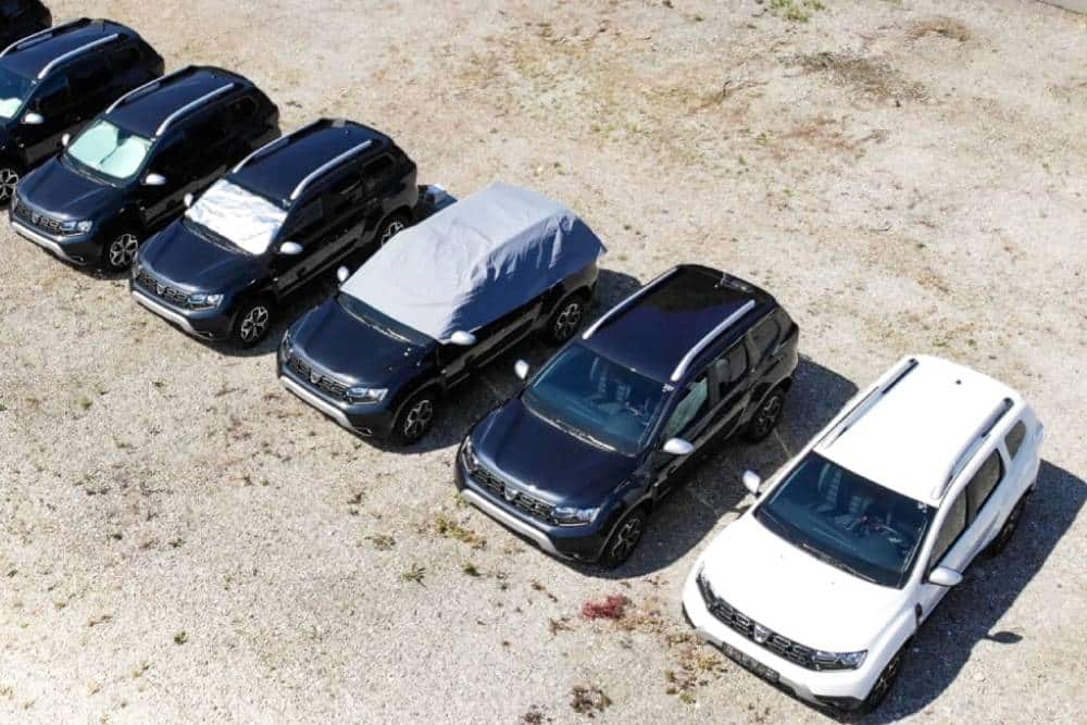 Ζεματάει περισσότερο ένα μαύρο αυτοκίνητο από ένα άσπρο;