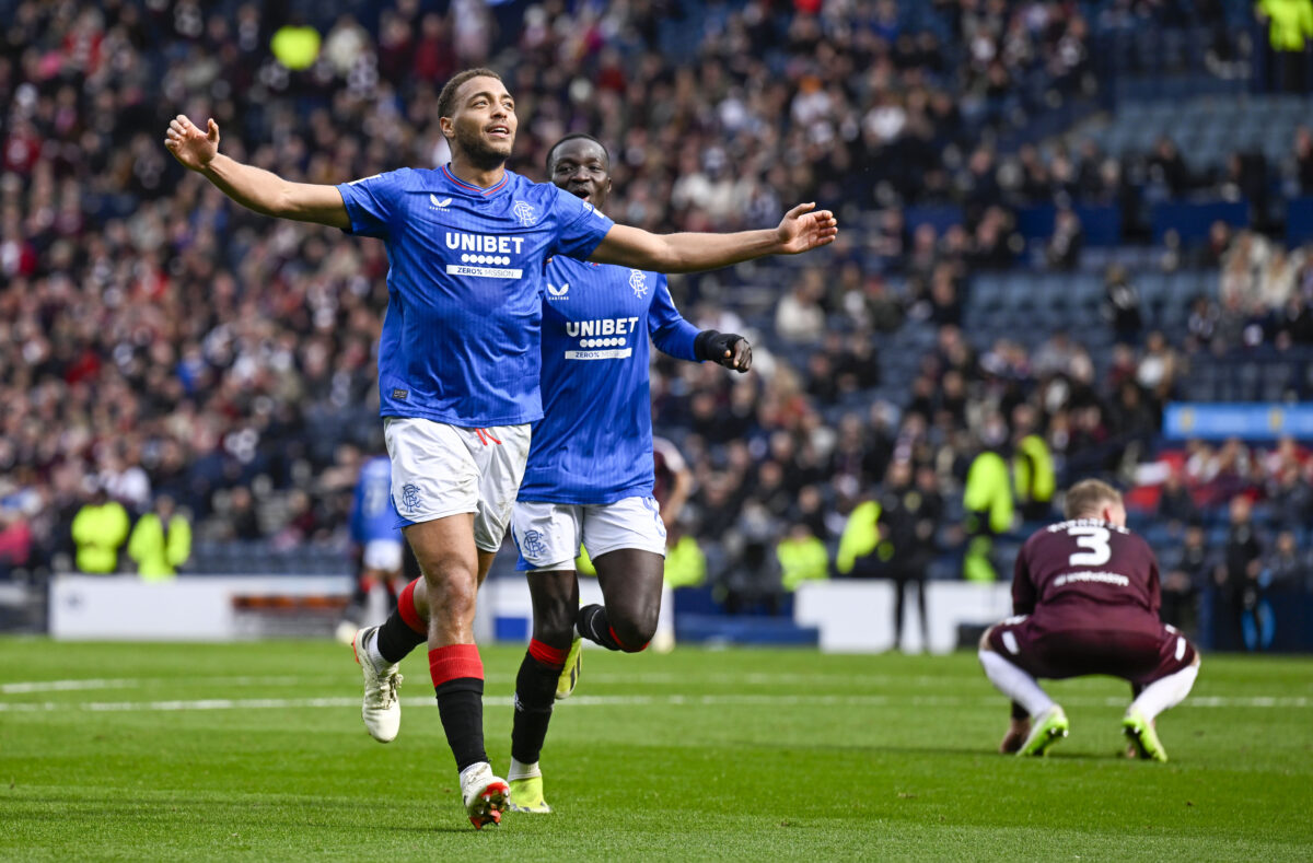 cyriel-dessers-ap-1200x789